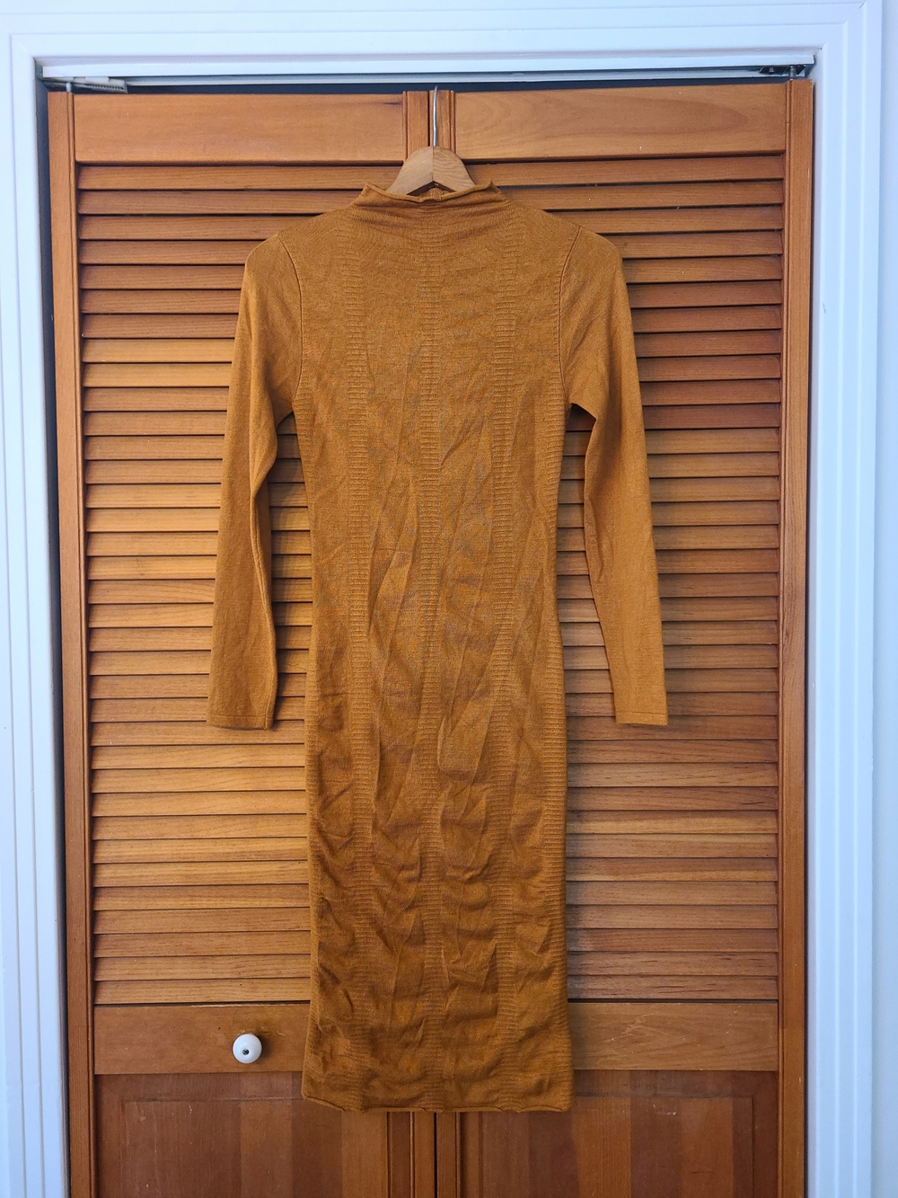 Long-Sleeve Mustard Ribbed Midi Dress